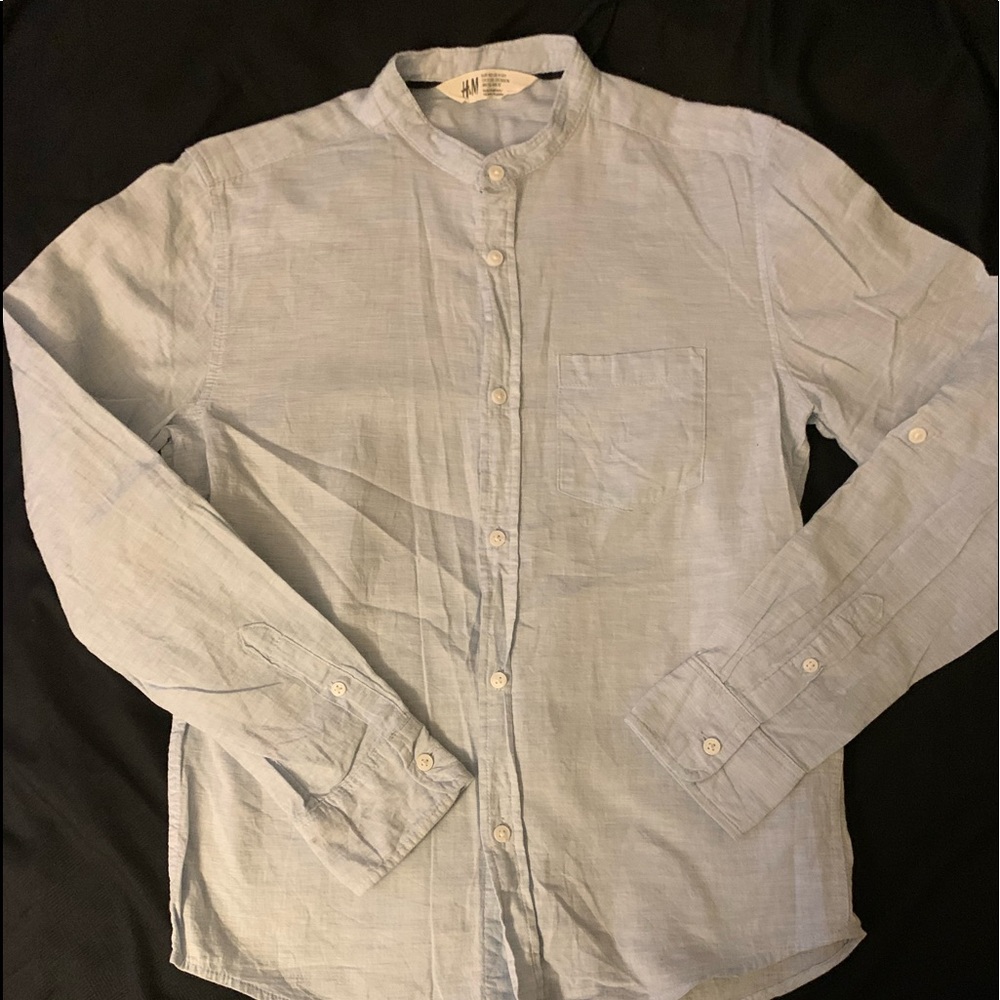 H&M boys dress shirt.